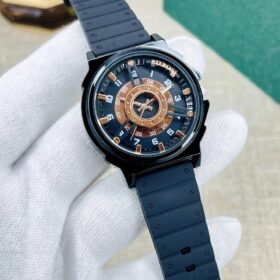 Men's Black Gold Dial Rubber Strap Watch for All Occasions